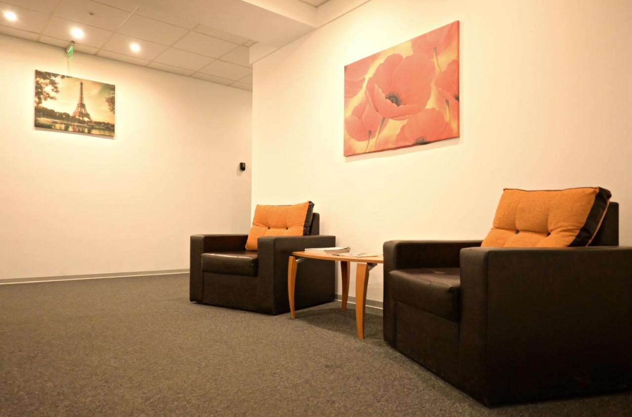 Luana Airport Apartments #4 Otopeni Εξωτερικό φωτογραφία